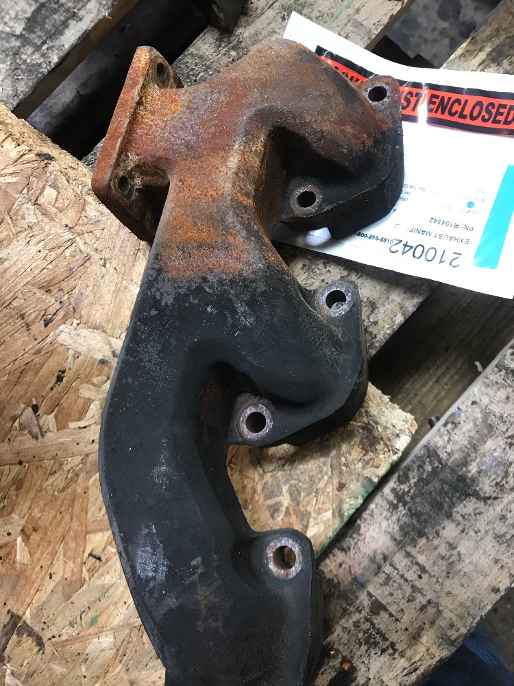 John Deere Exhaust Manifold for John Deere 5103, 5105, 5210, 5300, 5400