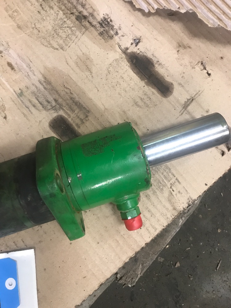 John Deere Steer Cylinder