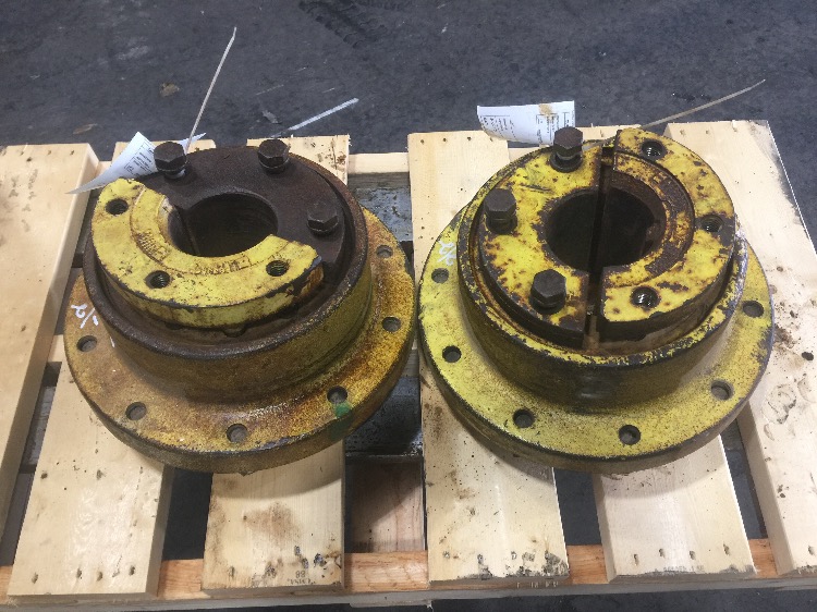 John Deere Dual Hubs for John Deere 4620, 4630, 4640, 4650, 4840, 4850