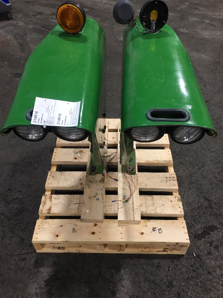 John Deere 2440 John Deere 4020 Row Crop Fenders