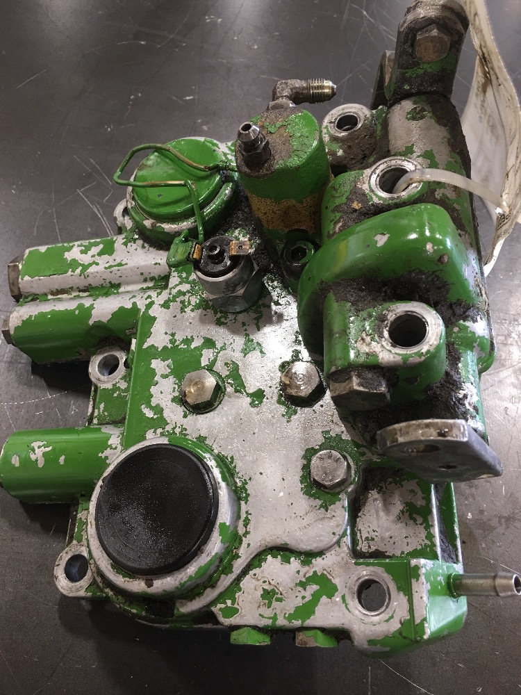 John Deere 2950 Trans Control Valve john-deere-2950-trans-control-valve