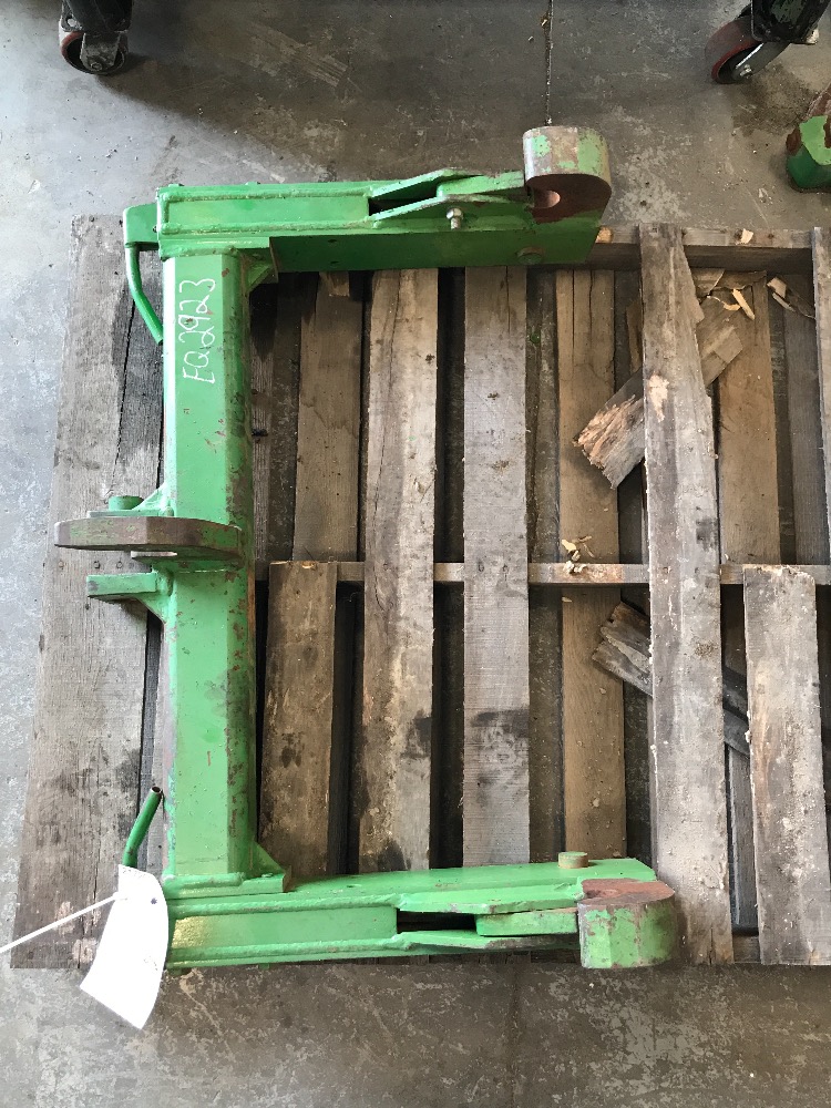 John Deere Quick Hitch