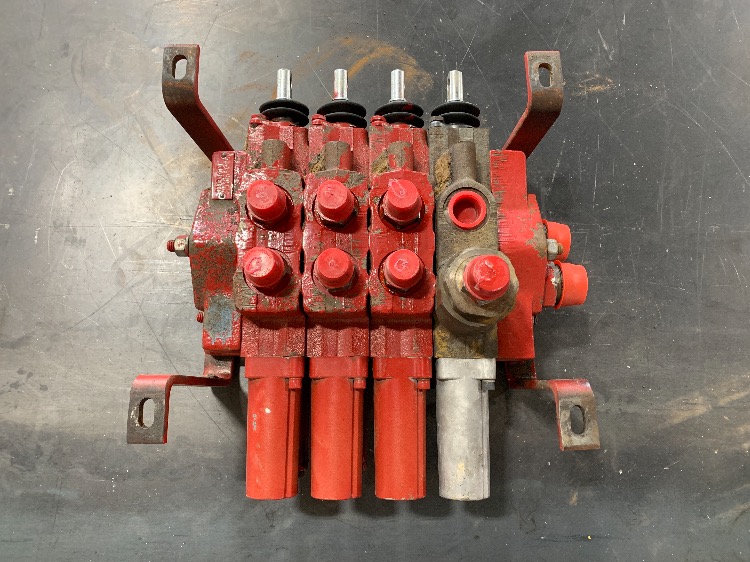 CASE/CASE I.H. Hyd Remote Valve & Parts for CASE/CASE I.H. 9250, 9270