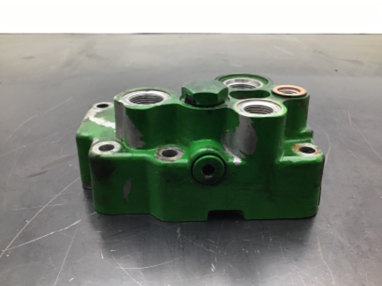 John Deere 5075E Hydraulics Misc
