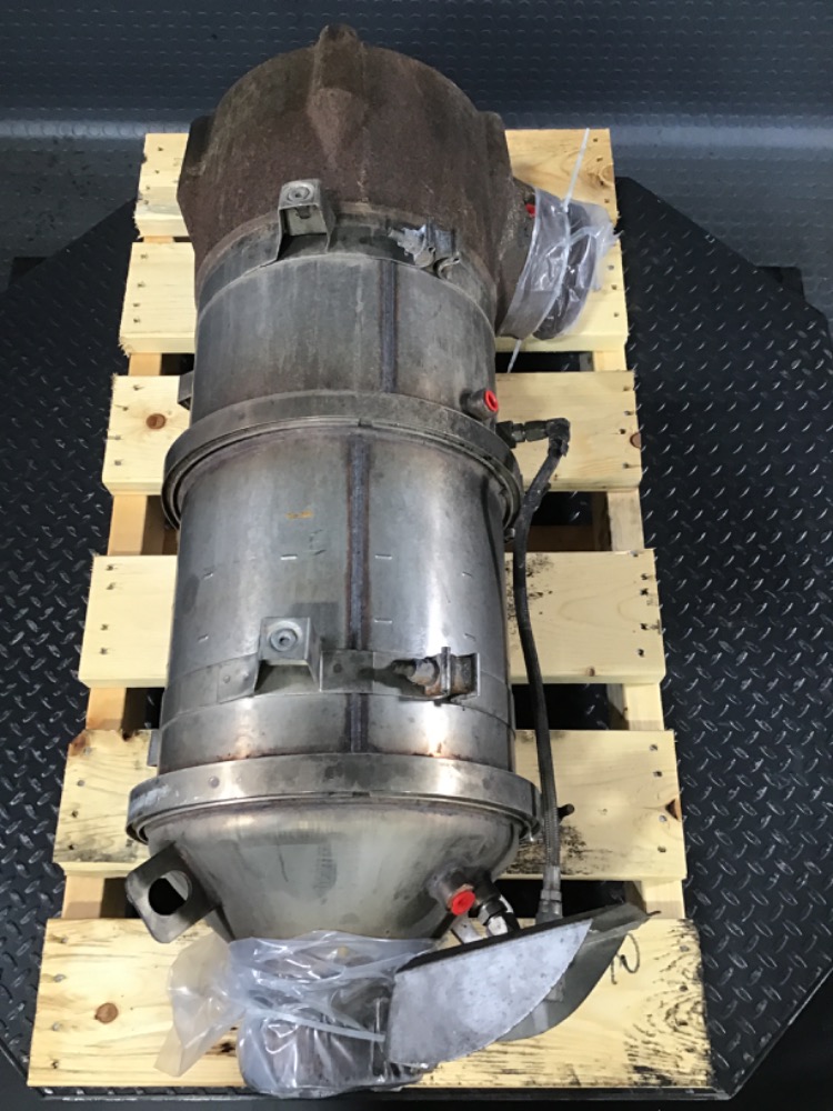 John deere 8r diesel particulate filter assembly