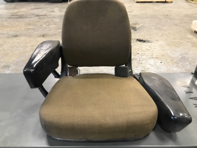 JD 4030-4630/8430-8630 PERSONAL POSTURE SEAT - SEAT CUSHION