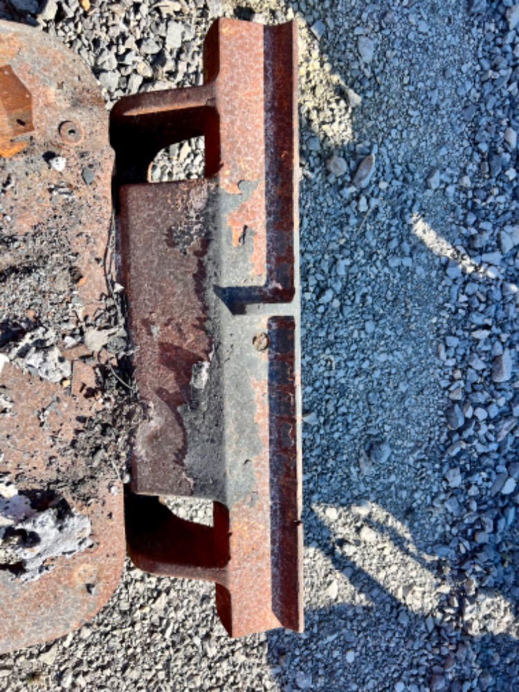 alloy frame weight