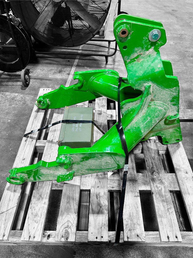 BXX11101 - John Deere 5E Loader Mounts
